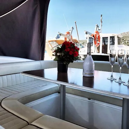 Botel Zetinha - Joao